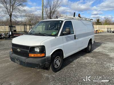2011 Chevrolet Express G2500 Cargo Van