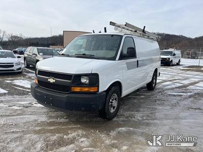 2011 Chevrolet Express G2500 Cargo Van