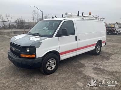 2011 Chevrolet Express G2500 Cargo Van
