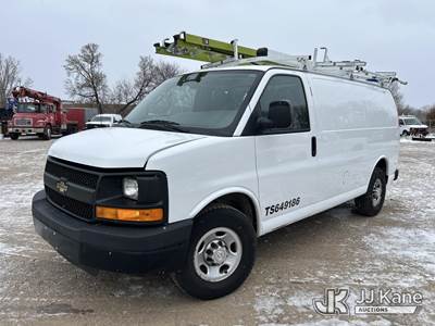 2015 Chevrolet Express G2500 Cargo Van