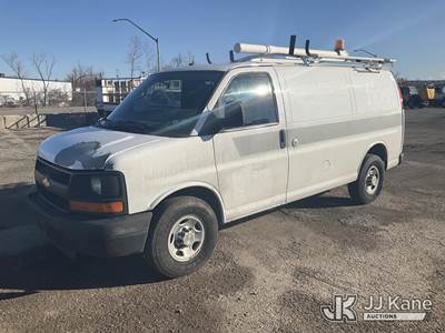 2011 Chevrolet Express G2500 Cargo Van