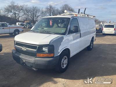 2011 Chevrolet Express G2500 Cargo Van