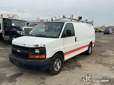 2011 Chevrolet Express G2500 Cargo Van