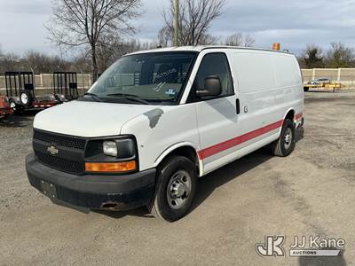 2011 Chevrolet Express G2500 Cargo Van