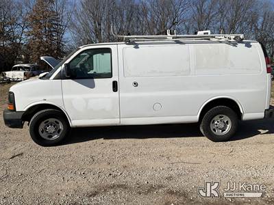 2015 Chevrolet Express G2500 Cargo Van