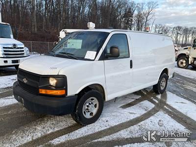 2013 Chevrolet Express G2500 Cargo Van