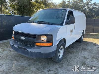2009 Chevrolet Express G2500 Cargo Van