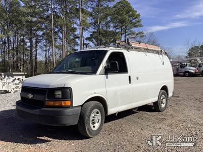 2015 Chevrolet Express G2500 Cargo Van