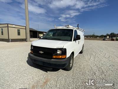 2013 Chevrolet Express G2500 Cargo Van