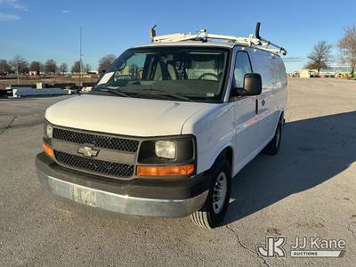 2014 Chevrolet Express G2500 Cargo Van