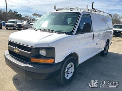 2015 Chevrolet Express G2500 Cargo Van