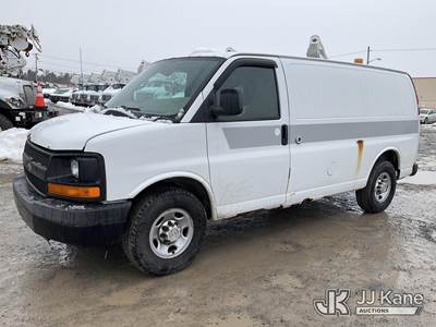 2012 Chevrolet Express G2500 Cargo Van