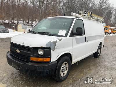 2011 Chevrolet Express G2500 Cargo Van