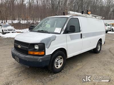 2011 Chevrolet Express G2500 Cargo Van