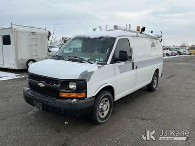 2011 Chevrolet Express G2500 Cargo Van