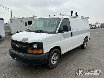 2011 Chevrolet Express G2500 Cargo Van