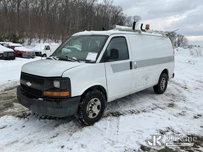 2011 Chevrolet Express G2500 Cargo Van