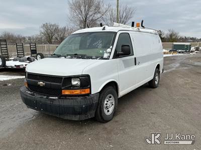 2017 Chevrolet Express G2500 Cargo Van