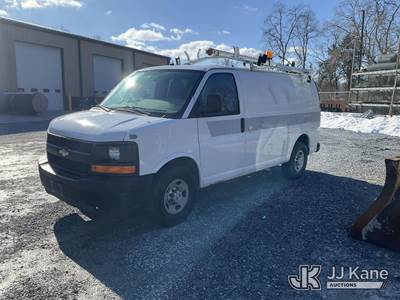 2011 Chevrolet Express G2500 Cargo Van