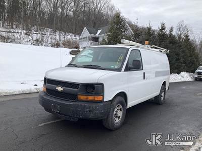 2011 Chevrolet Express G2500 Cargo Van