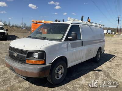 2011 Chevrolet Express G2500 Cargo Van