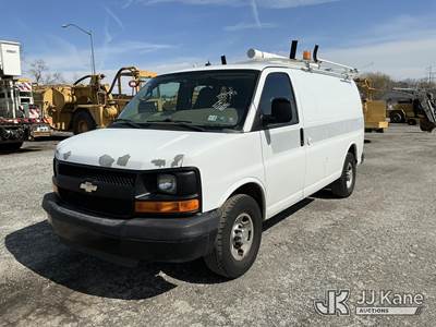 2011 Chevrolet Express G2500 Cargo Van