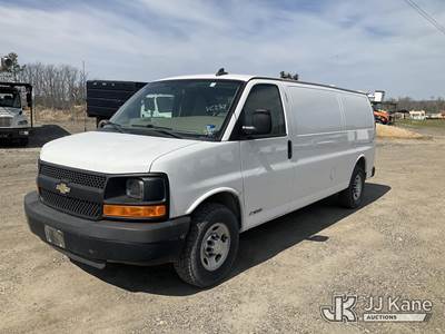 2016 Chevrolet Express G2500 Cargo Van