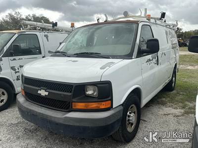 2011 Chevrolet Express G2500 Cargo Van
