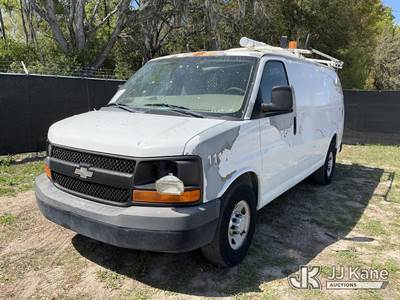 2011 Chevrolet Express G2500 Cargo Van