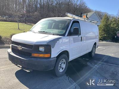 2011 Chevrolet Express G2500 Cargo Van