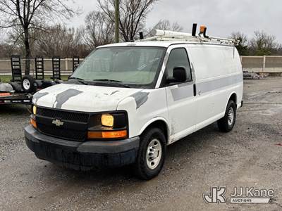 2011 Chevrolet Express G2500 Cargo Van
