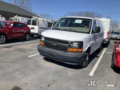 2017 Chevrolet Express G2500 Cargo Van
