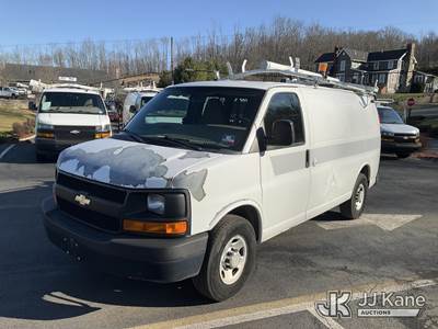 2011 Chevrolet Express G2500 Cargo Van