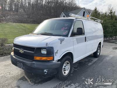 2011 Chevrolet Express G2500 Cargo Van