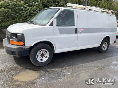 2011 Chevrolet Express G2500 Cargo Van