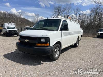 2011 Chevrolet Express G2500 Cargo Van