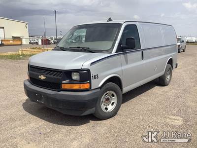2017 Chevrolet Express G2500 Cargo Van