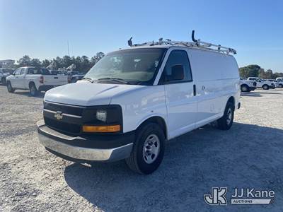 2014 Chevrolet Express G2500 Cargo Van