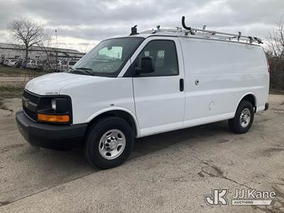 2016 Chevrolet Express G2500 Cargo Van