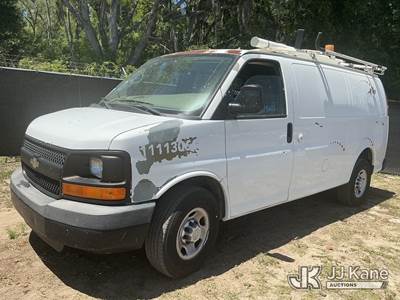 2011 Chevrolet Express G2500 Cargo Van
