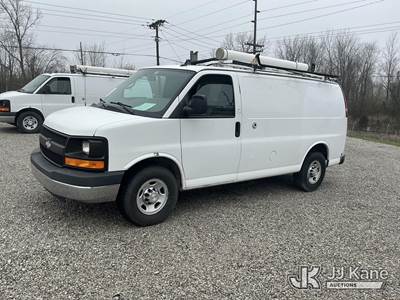2014 Chevrolet Express G2500 Cargo Van