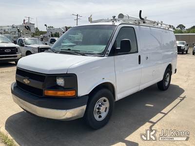 2014 Chevrolet Express G2500 Cargo Van