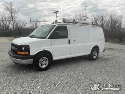 2014 Chevrolet Express G2500 Cargo Van