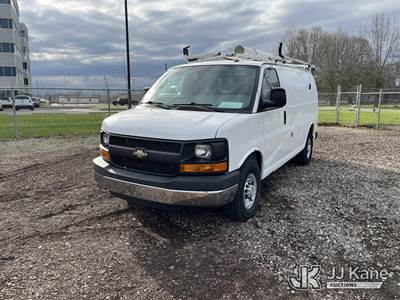 2014 Chevrolet Express G2500 Cargo Van