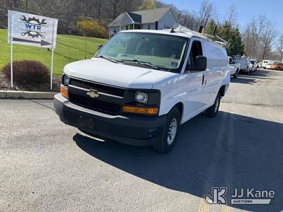 2017 Chevrolet Express G2500 Cargo Van
