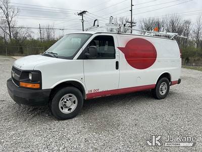 2011 Chevrolet Express G2500 Cargo Van