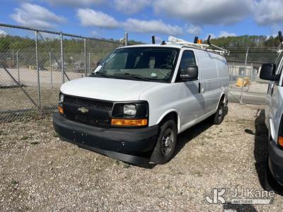2017 Chevrolet Express G2500 Cargo Van