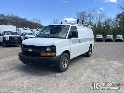 2012 Chevrolet Express G2500 Cargo Van