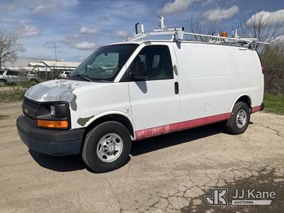 2011 Chevrolet Express G2500 Cargo Van