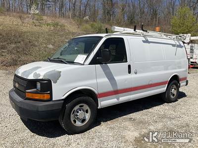 2011 Chevrolet Express G2500 Cargo Van